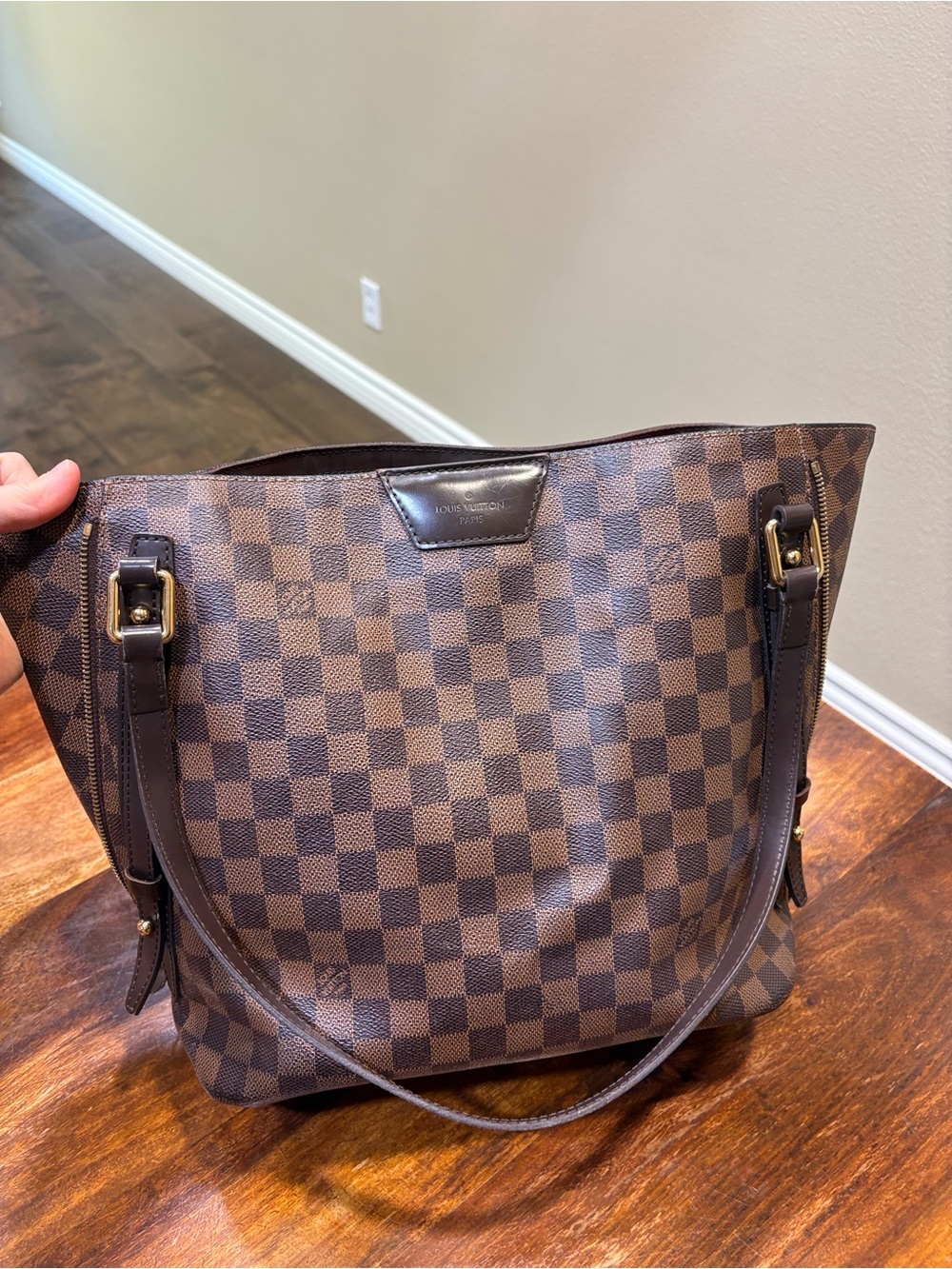 Louis Vuitton Brown Check Tote with Red Interior - Picture 2 of 15